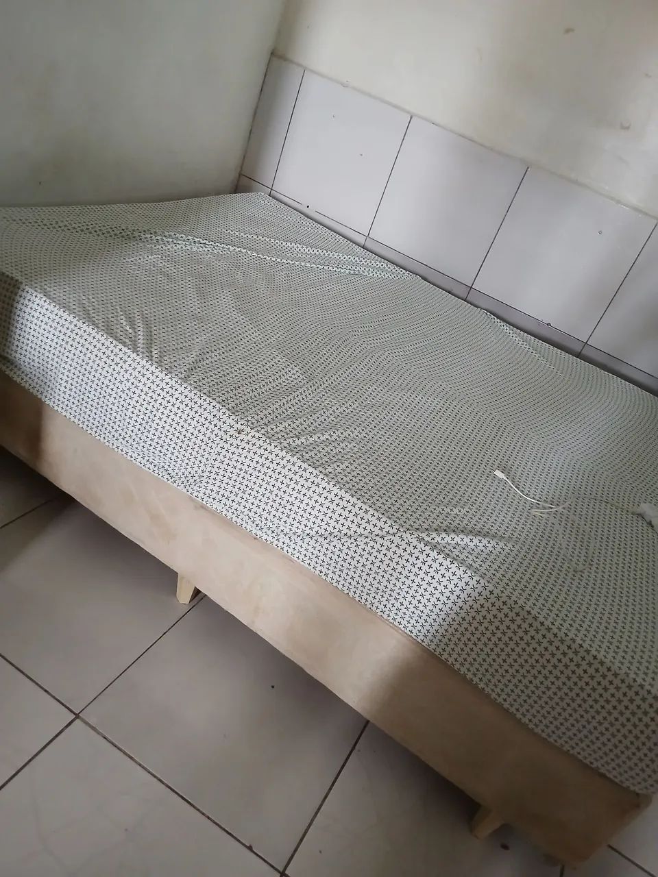 CAMA DE CASAL USADA