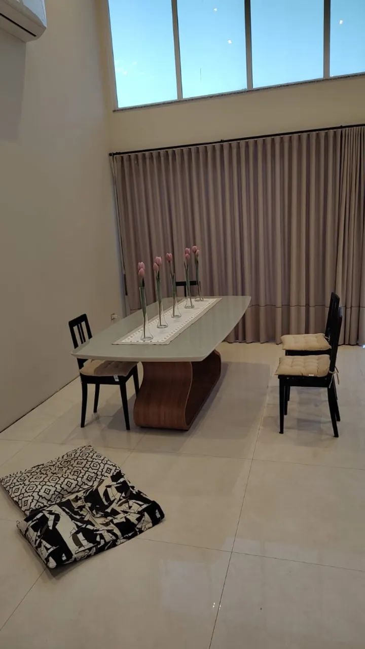 Mesa moderna para 8 ou 6 cadeira 