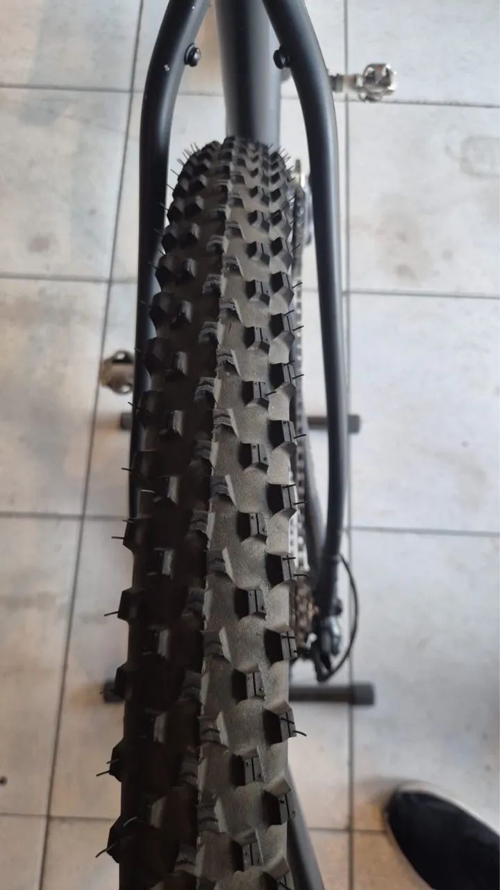 Bicicleta Specialized rockhopper Quadro 19 - Foto 5