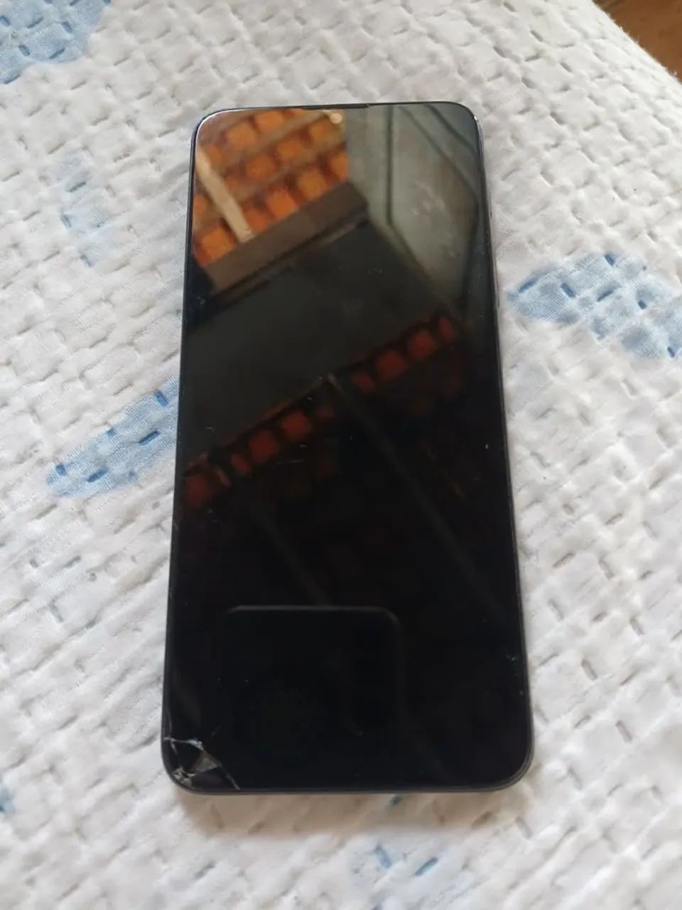 Motorola  E20 