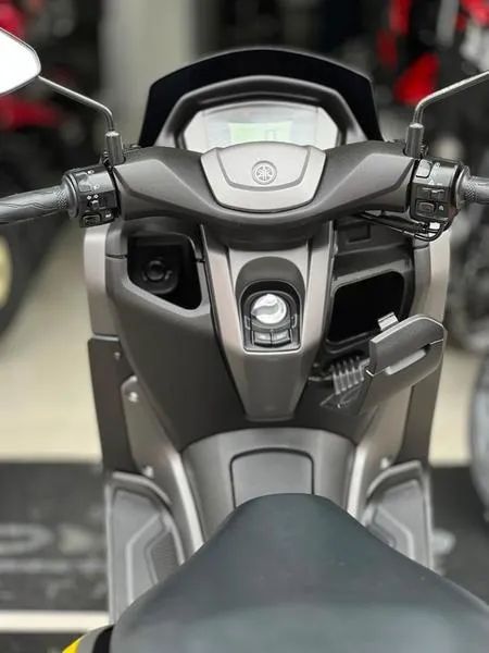 YAMAHA NMAX 2024 localizada RUA  barao de jacarei 1025 jacarei  - Foto 5