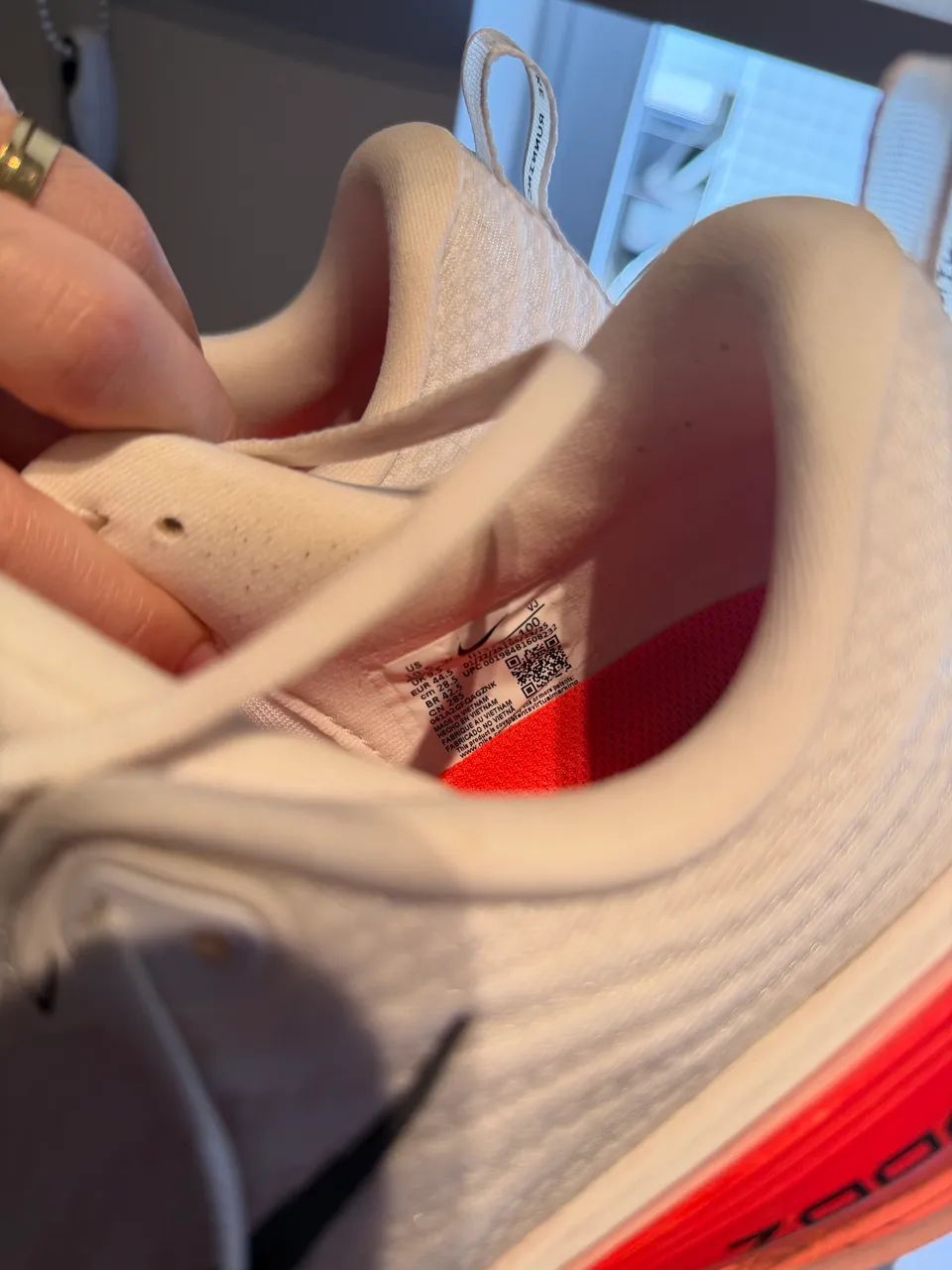 Nike Vomero Plus 42.5 - Foto 3