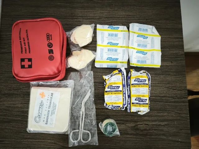 Kit primeiro socorros AUDI A3 2001 - Foto 2