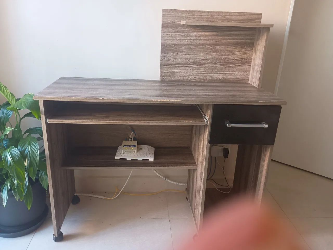 Vendo mesa de computador 