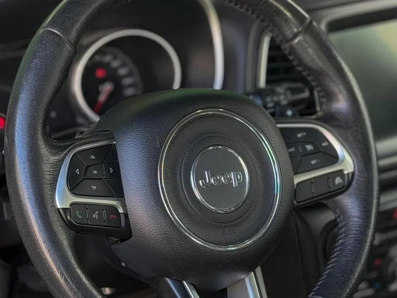 Jeep Compass Longitude 2.0 4X2 Flex 16V Aut. 2017 - Foto 2