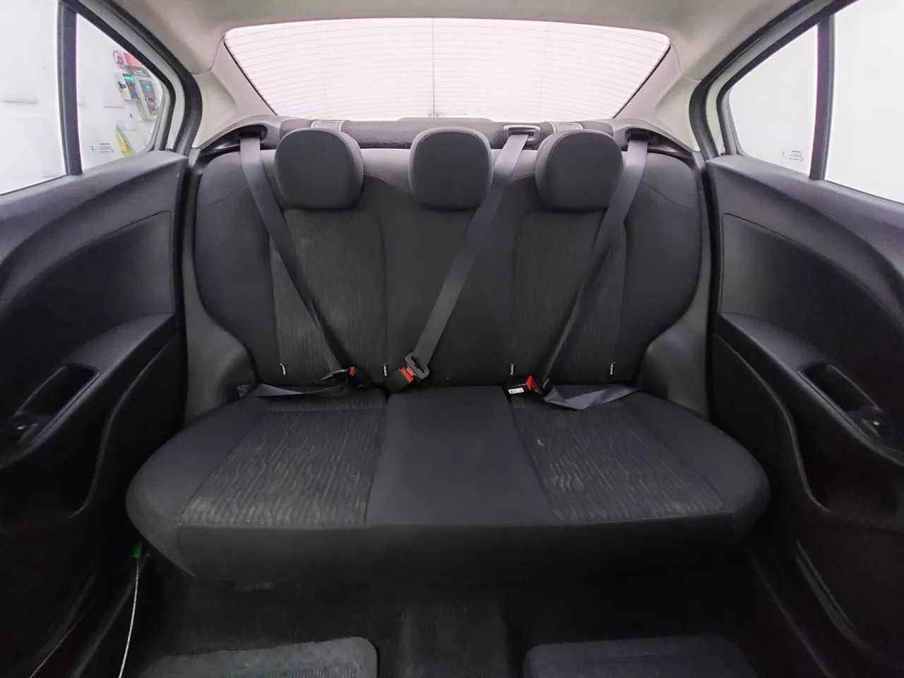 Fiat Cronos Drive 1.0 6V, foto 18 de 18