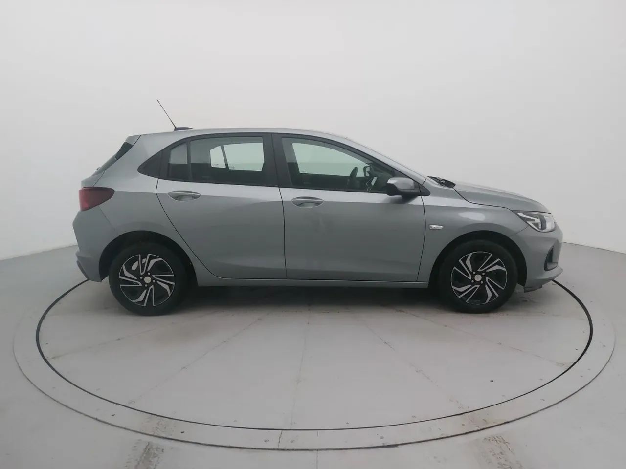 Chevrolet Onix Hatch LT 1.0 12V Flex Mec. 4P, foto 6 de 18