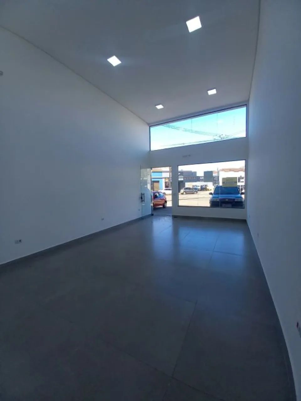 Sala comercial com 50m², oferecendo um ambiente versátil e funcional para diferentes tipos - Foto 5