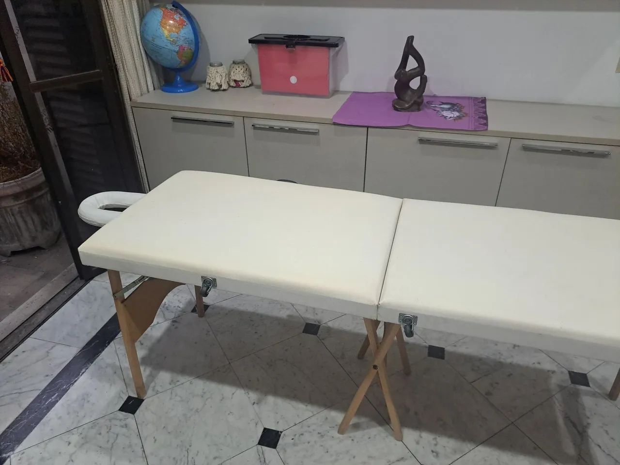 Maca com mesa auxiliar para atendimento em estética, - Foto 5