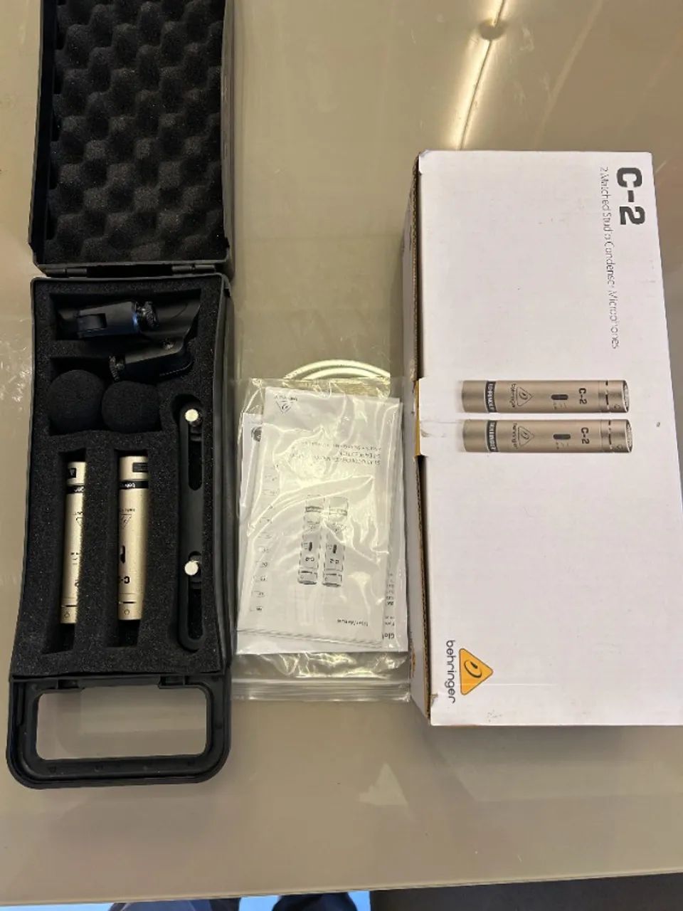 Microfones Behringer C-2 Condensador Cardioide cor prateado - Foto 2