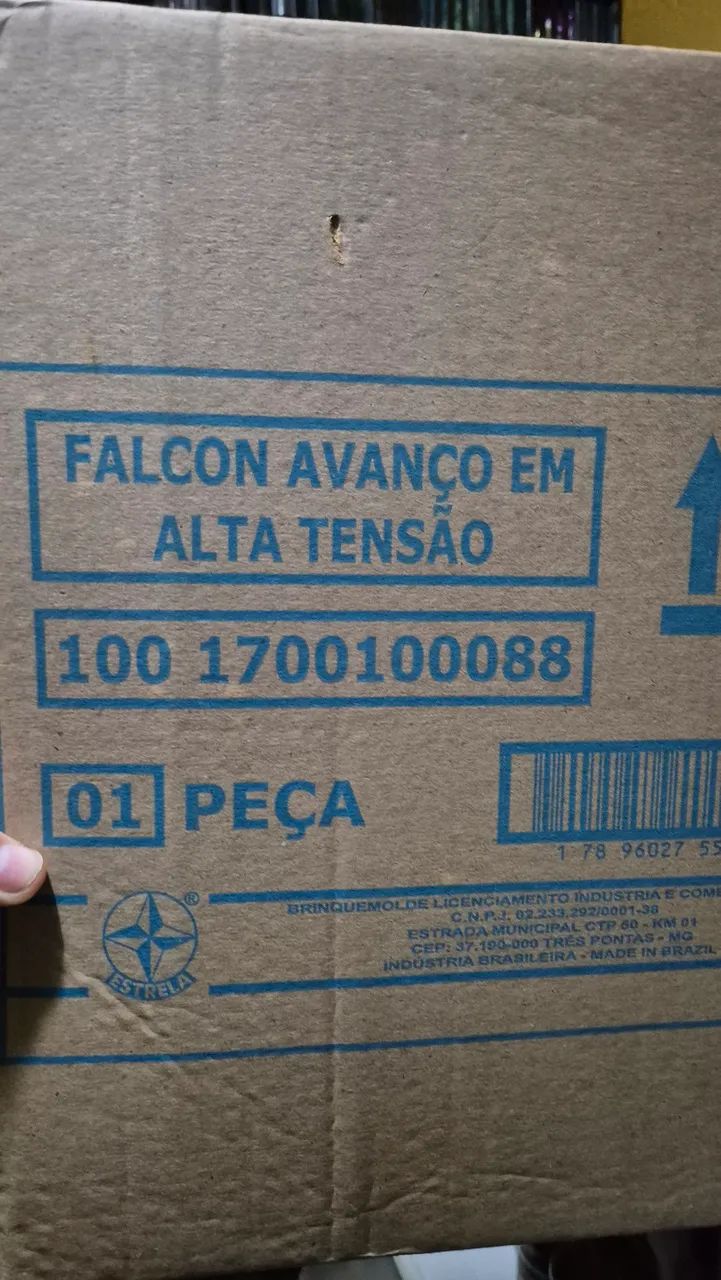 Boneco Falcon - Aventura Alta tensão 