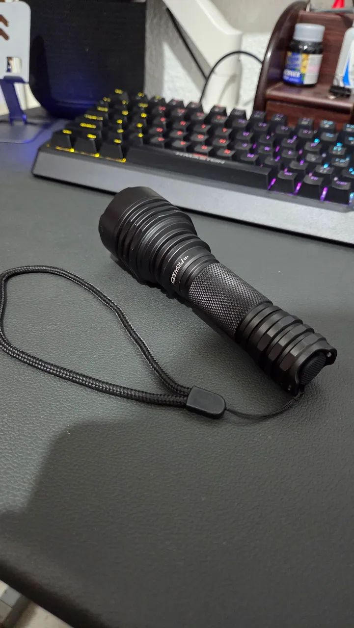 Lanterna luz vermelha Convoy C8 Red - Foto 2