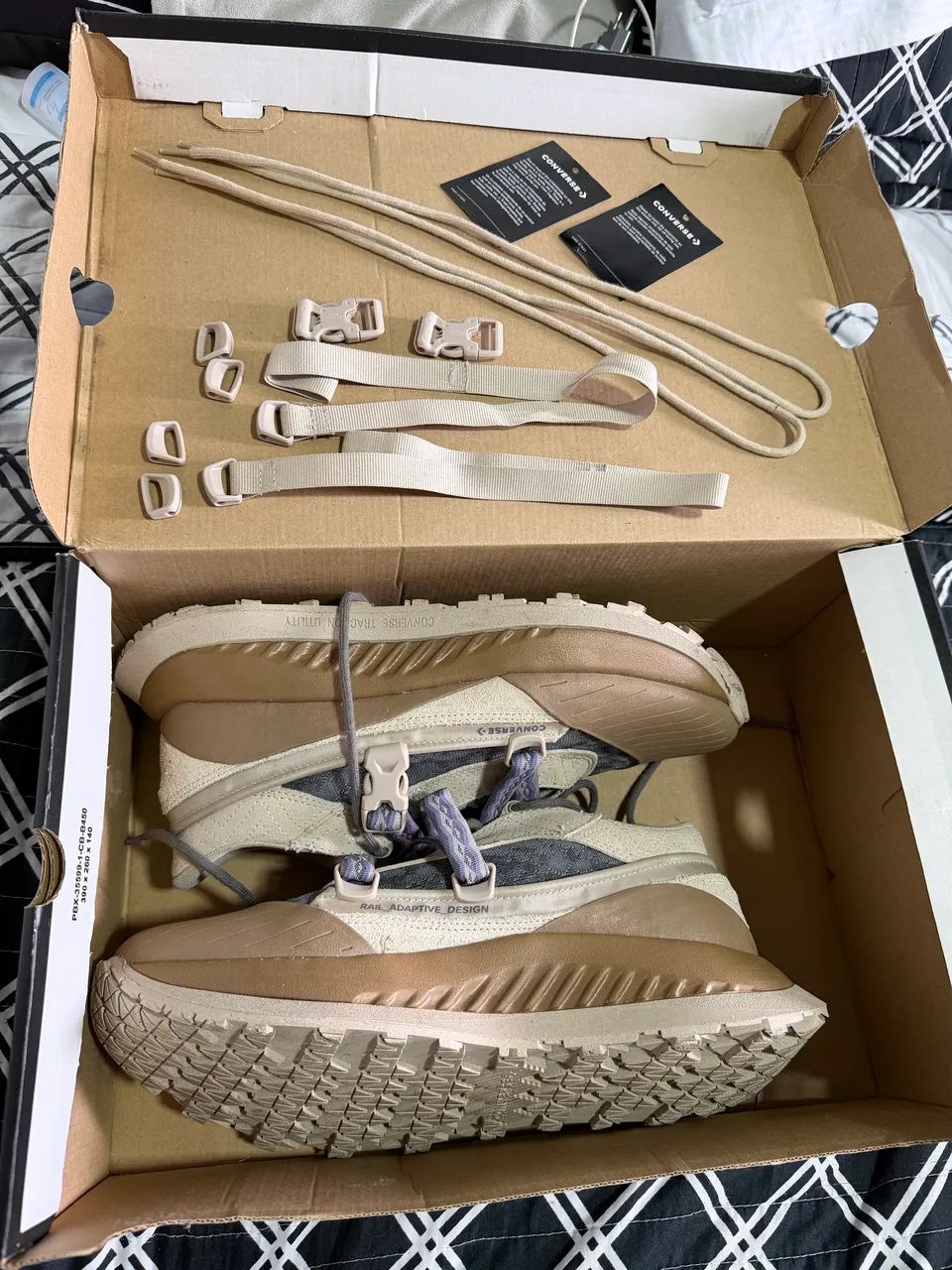 Tênis CONVERSE novo