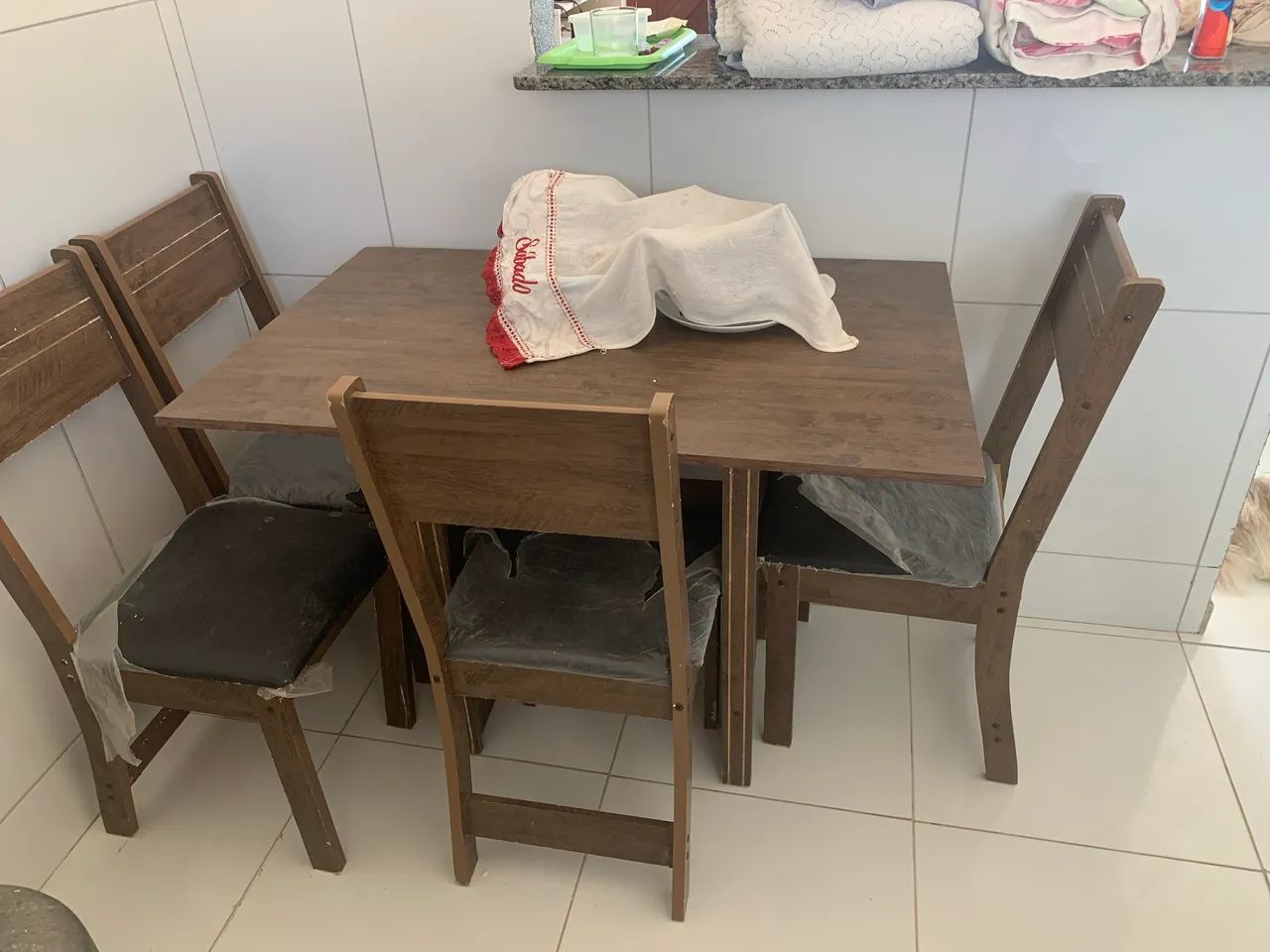 Mesa 4 cadeira
