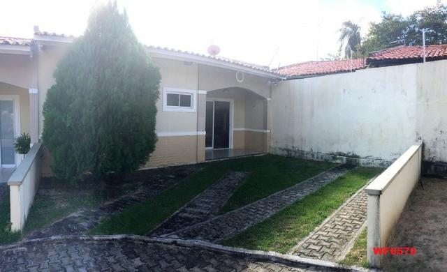 CA0964 Green Village, casa plana em condomínio, 2 suítes, 2 vagas, piscina, Lagoa Redonda