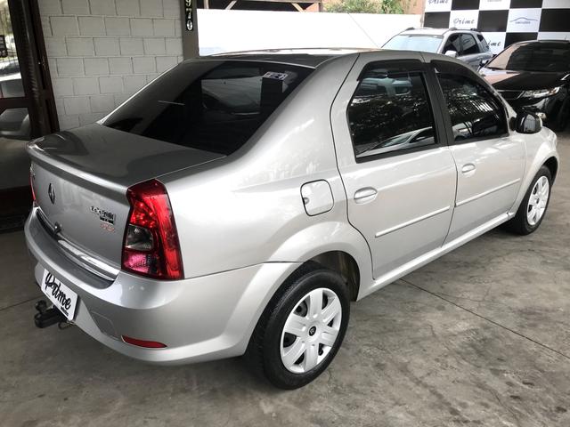 RENAULT LOGAN 1.6 8v completo um dono - Foto 3