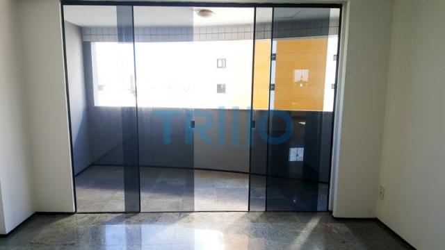 Edifício Florinda Barreira - Apartamento á Venda com 3 quartos, 3 vagas, 150.00m² (AP0086) - Foto 4