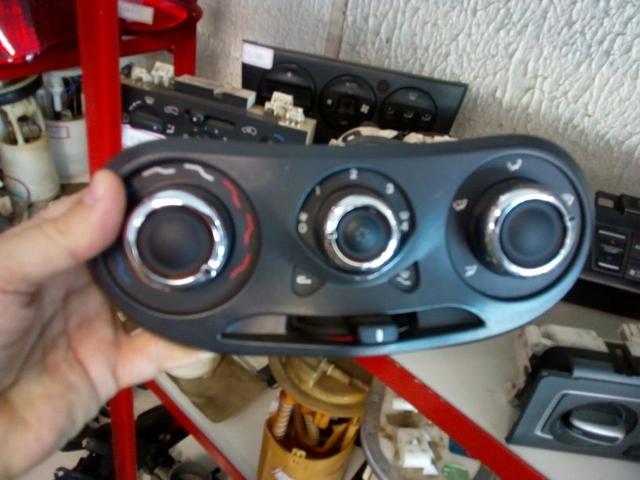 Controle do ar condicionado Fiat Uno Vivace