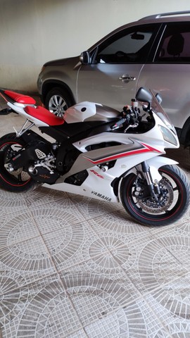R6 YAMAHA 2009