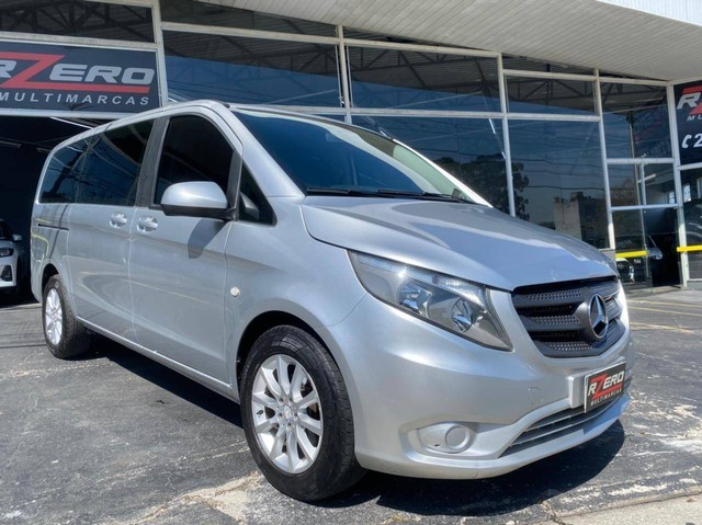 MERCEDEZ BENZ VITO 2016 2.0 CGI FLEX CONFORT 9 LUGARES IMPECÁVEL 98.000 KM NOVA