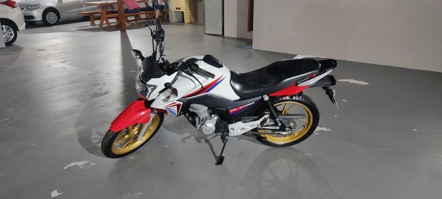 TITAN 160 FLEX EDIÇÃO ESPECIAL 40 ANOS
