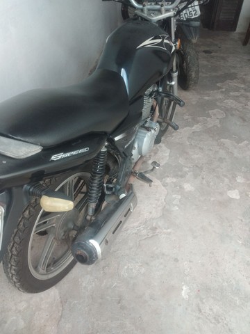 VENDO UMA SUZUKI 2012