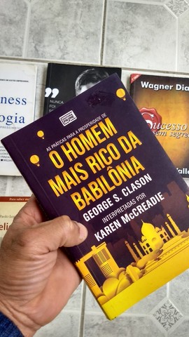 Livros Usados  R$ 9,99