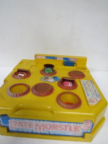  Brinquedo antigo glasslite  batemoster - Foto 2