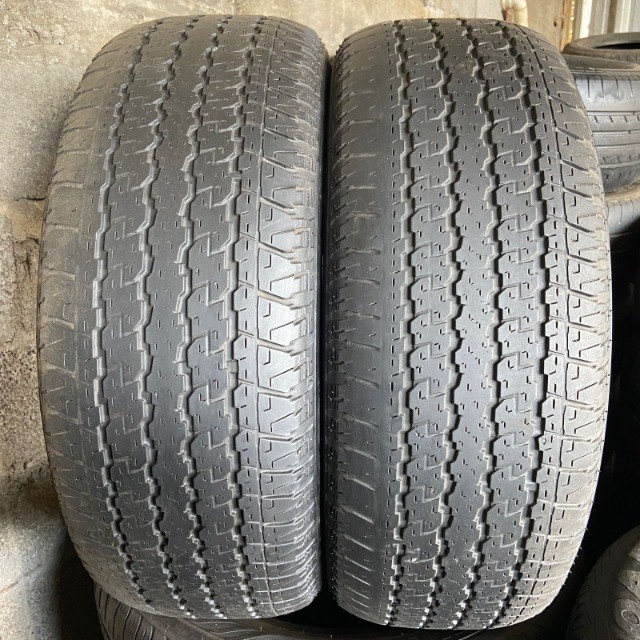 Pneus 265/60/18 Bridgestone Dueler h/t meia vida sem defeitos (não são riscados)