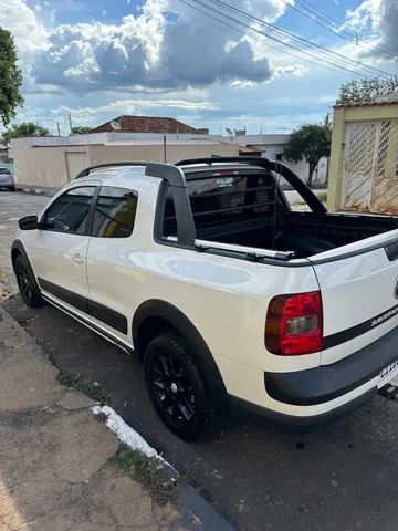 Vende se ou troca Saveiro Cros  cabine dupla 2015  - Foto 2