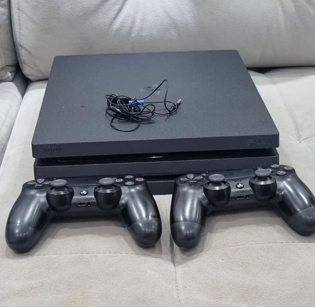 Vendo ps4 pro 1 tera - Videogames - Nossa Senhora das Graças