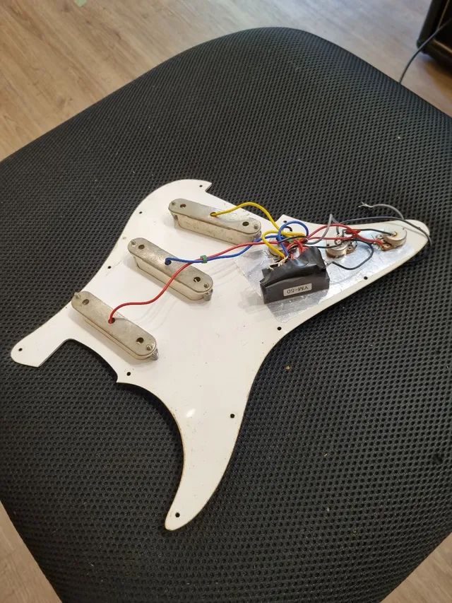 Escudo Squier Affinity Completo - Foto 2