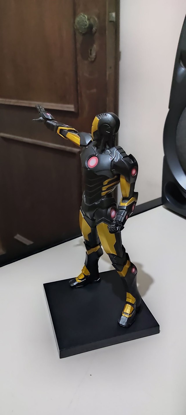 Homem de Ferro - edição especial armadura preta (ArtFX + / 1/10) Marvel Now - Kotobukiya  - Foto 4