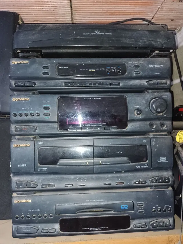 Aparelho de Som Gradiente, Toca Fitas, Rádio, Toca Discos, Equalizador 2  Caixas Acústicas a Retirar, Produto Vintage e Retro Gradiente Usado  92034812