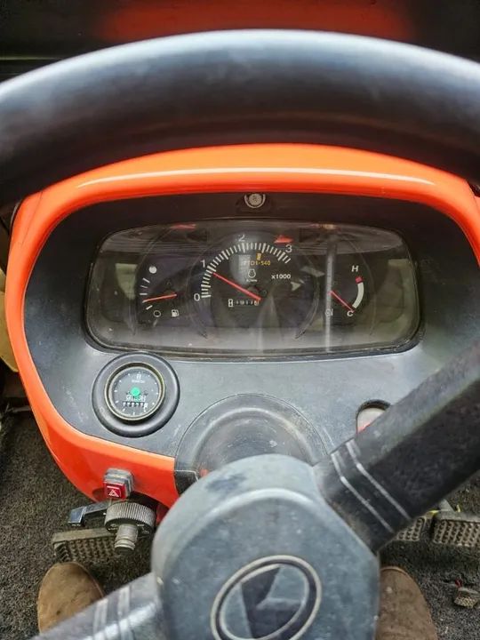 Trator Kubota L3800 - Foto 3