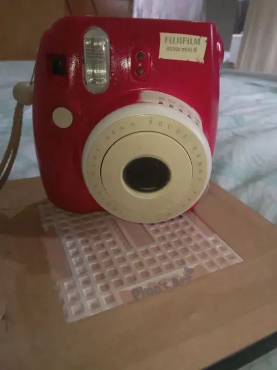 BLACK FRIDAY,  CÂMERA FUJIFILM INSTAX MINI 8, leia o anuncio