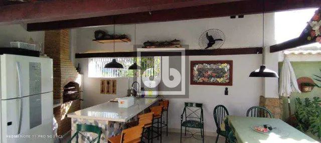 Casa Linear - Piscina - Churrasqueira - grande área externa com living room - 3 quartos se - Foto 4