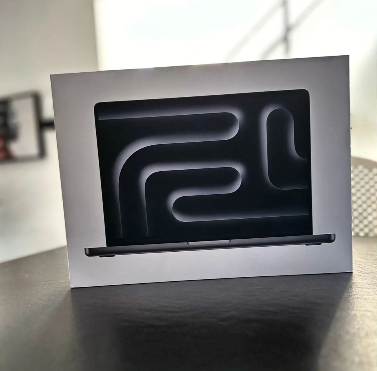 Promoção MacBook Pro M4 Max 14.2 2024 36GB/ 1TBSSD 
