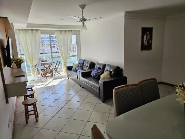 Apto. com 3 Quartos + 1 Dependência, 2 Garagens - Foto 3
