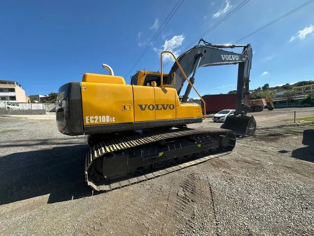 Escavadeira Volvo EC210 2010 Impecável  - Foto 4