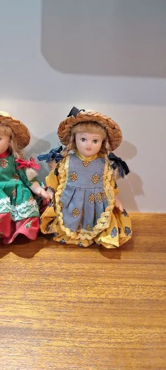 Colecionismo 3 Bonecas de Porcelana Antiga - Foto 3