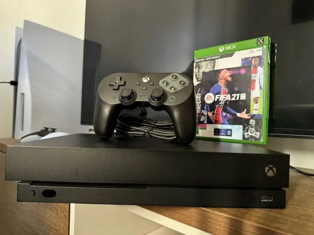 Xbox One X 4K 1 TB - PLAYHOUSE 