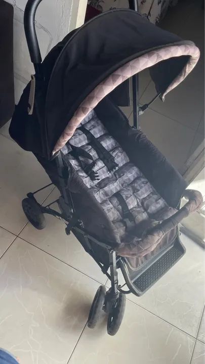 Carrinho de bebê usado em perfeito estado!
