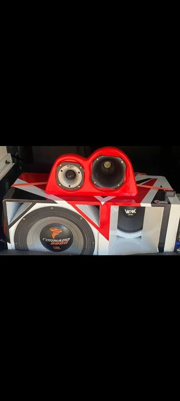 Caixa de Som Tornado 2200