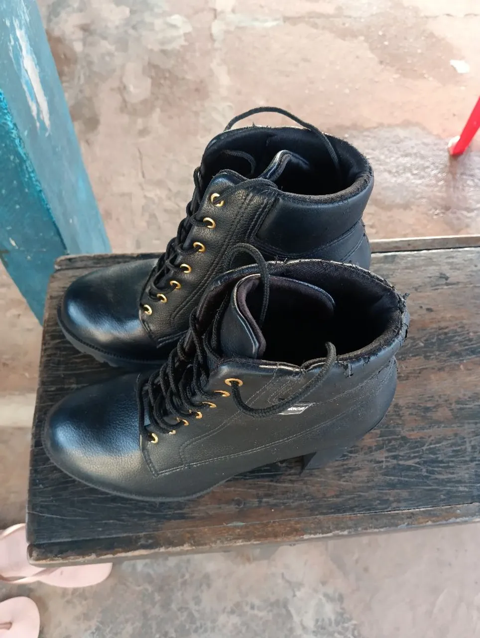 Botas femininas pretas