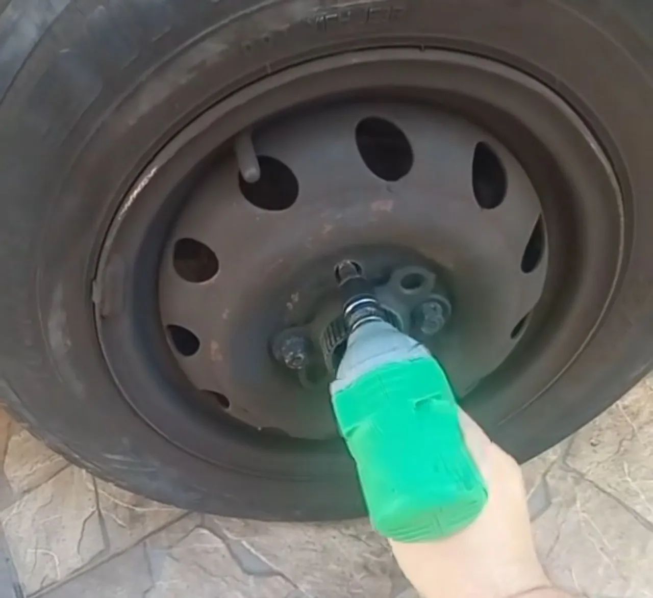 Chave impacto 2 bateria Promoção  - Foto 6