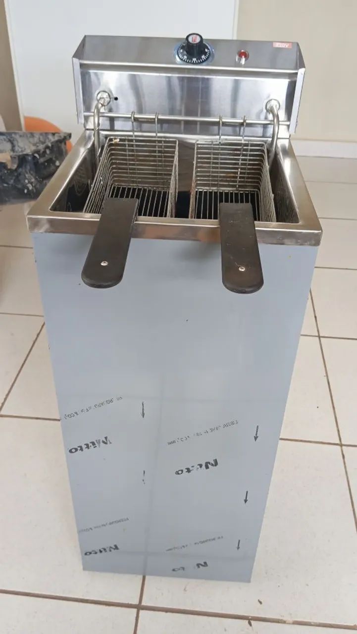 Fritadeira Industrial Água e Óleo 26 litros - Novo