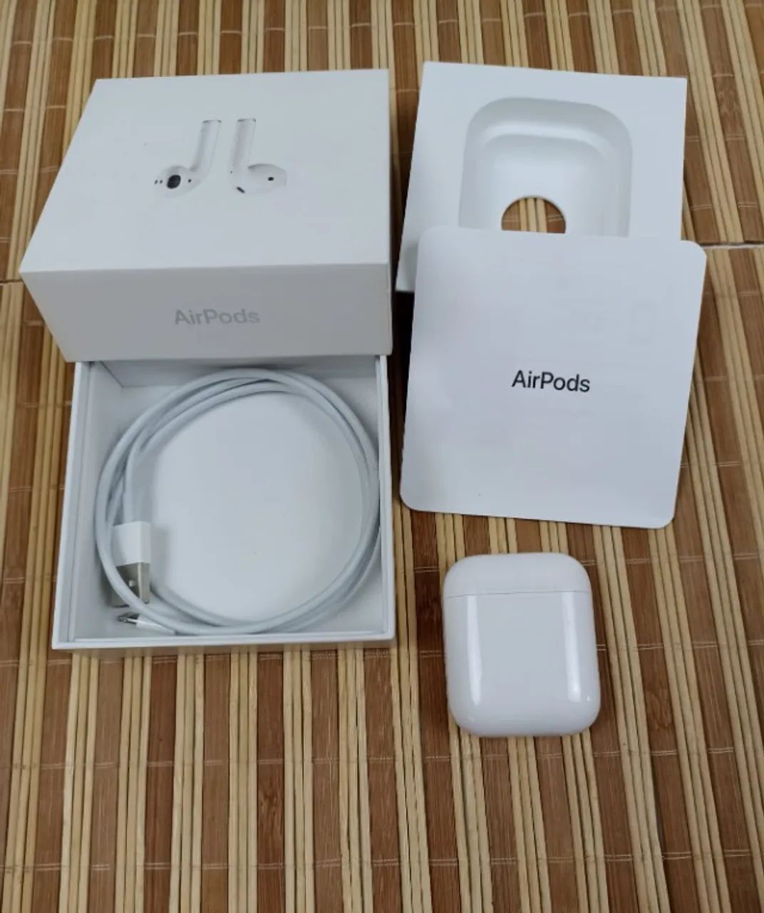 Apple AirPods 2° Geração C/ Cabo Lightning - Foto 2