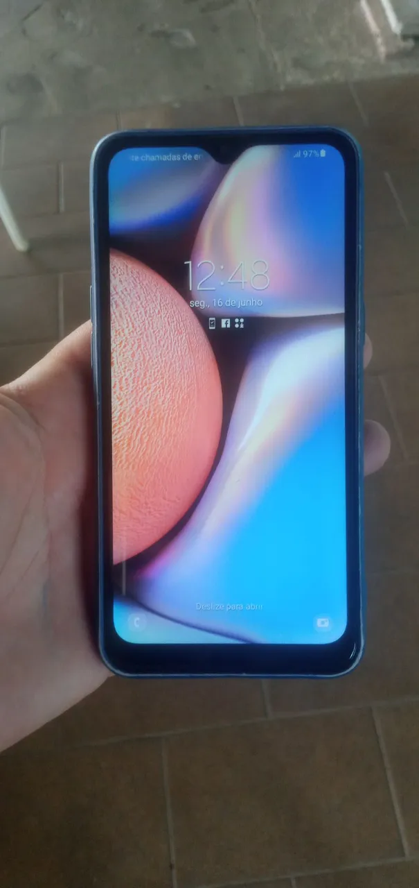 Vendo celular a10s sansumg funcionando perfeita 32Gb entrgo sem taxa qualquer lugar