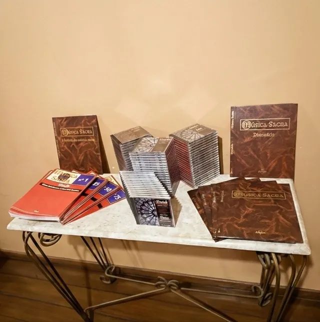Música Sacra Altaya (Coleção Completa) 75 CDs e Fascículos - RARIDADE! Oportunidade Única!